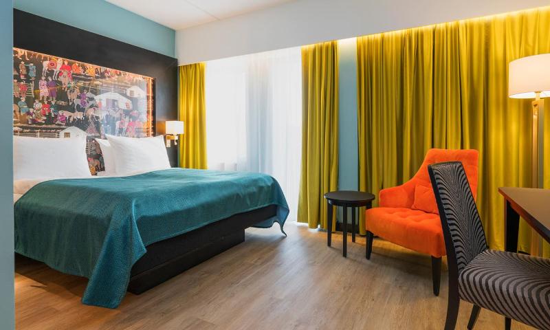 Standard Double Room image 3