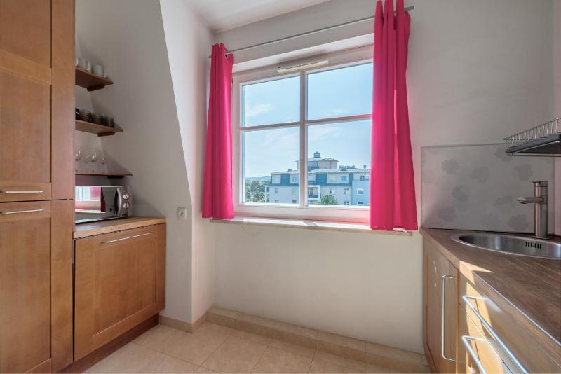Apartments Parkur Sopot by Noclegi Renters - image 15