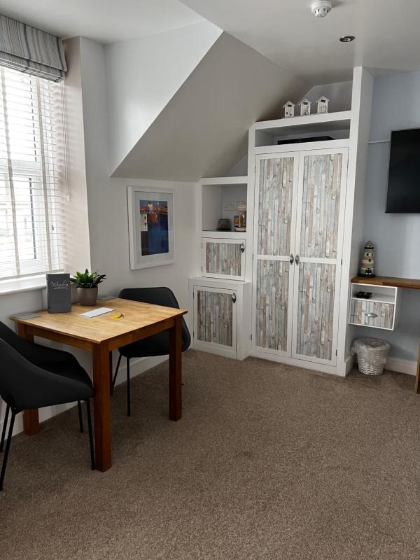 Large Double Room image 2
