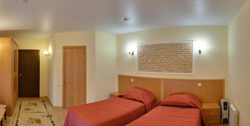 Economy Double or Twin Room image 2