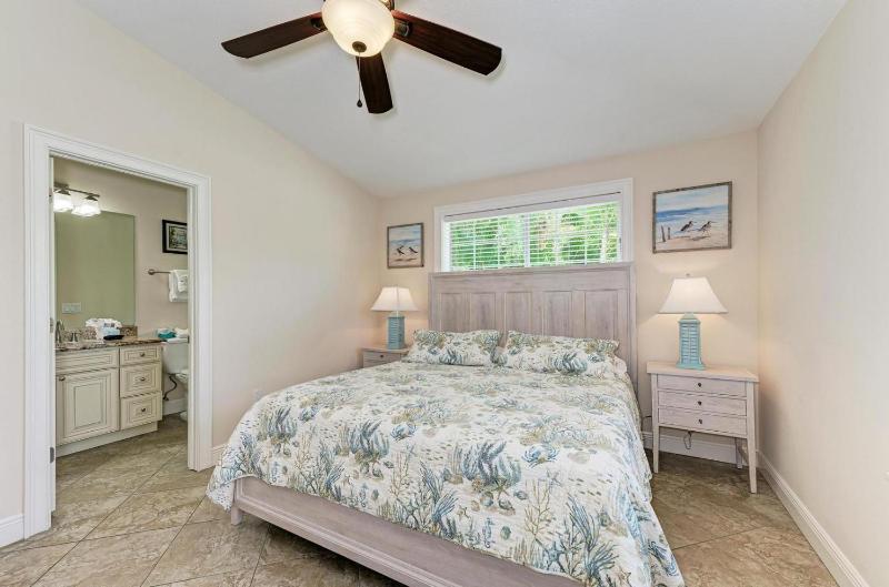 Endless Summer - 210-56th St - image 25