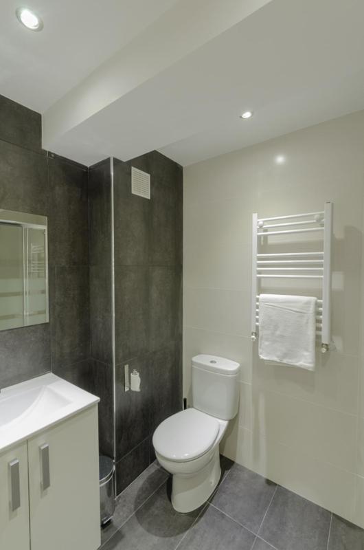 Double or Twin Room image 2