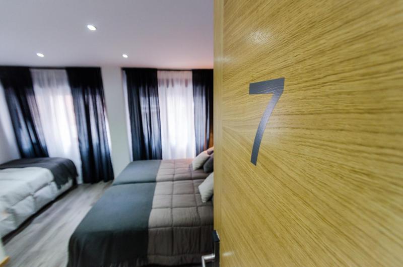 Triple Room image 2