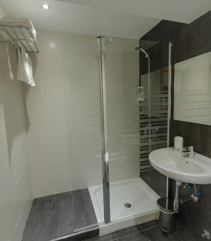Triple Room image 4