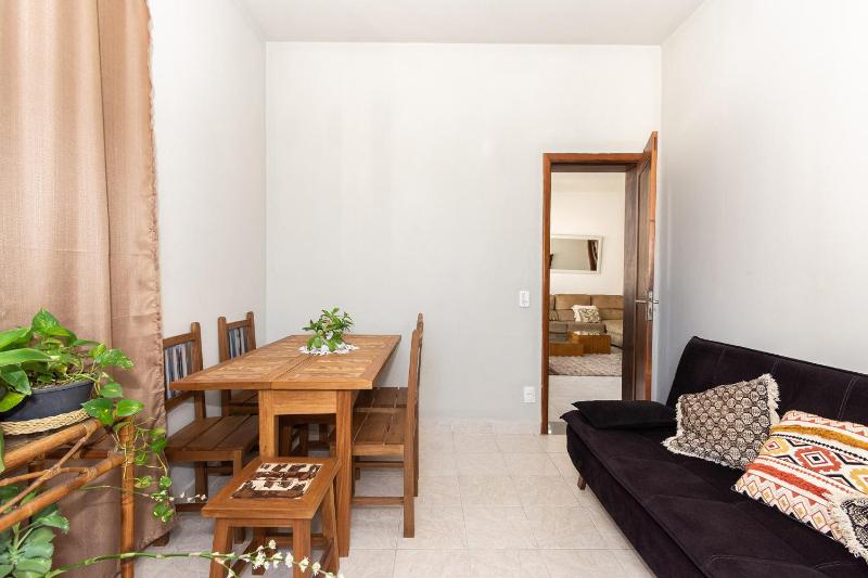 Apartamento c WiFi a 900m da Praia do Flamengo RJ - image 12