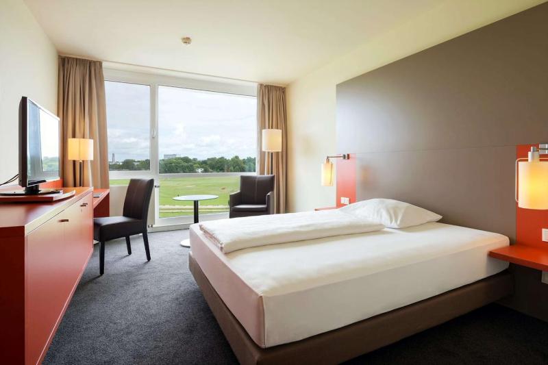Superior Single Room image 1