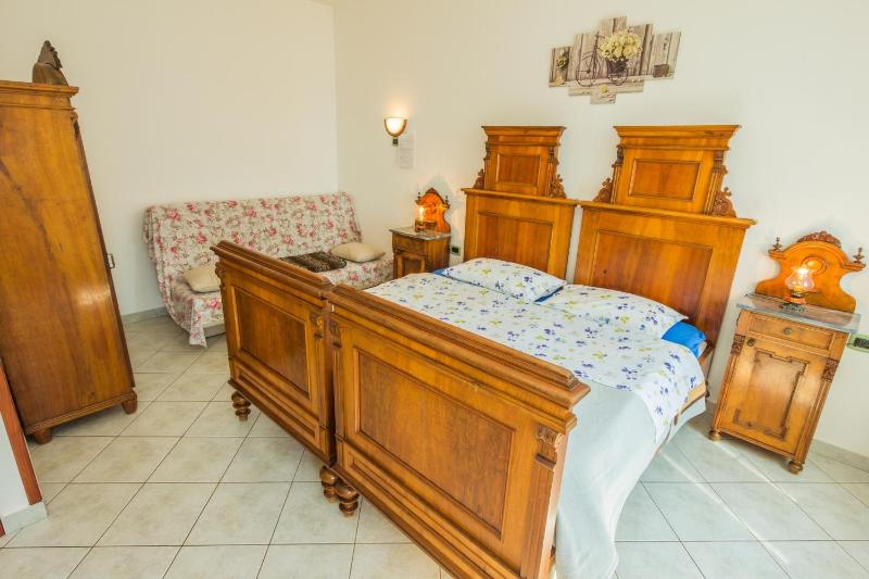 Triple Room image 1