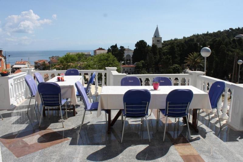 Apartments and rooms by the sea Mali Losinj (Losinj) - 7977 - image 9