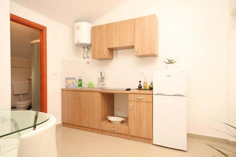 Apartments with a parking space Opatija - 7891 - image 18