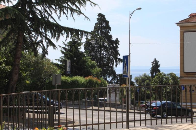 Apartments with a parking space Opatija - 7891 - image 6