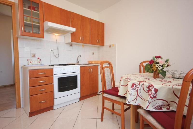 Apartments with a parking space Mali Losinj (Losinj) - 8053 - image 5