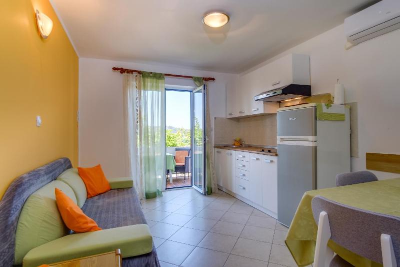 Apartments with a parking space Mali Losinj (Losinj) - 8067 - image 13