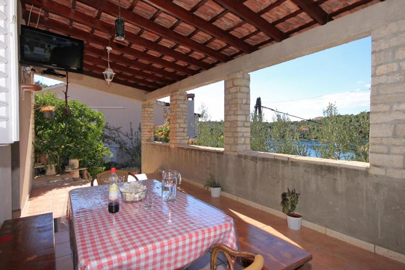 Two-Bedroom Apartment with Terrace and Sea View image 4