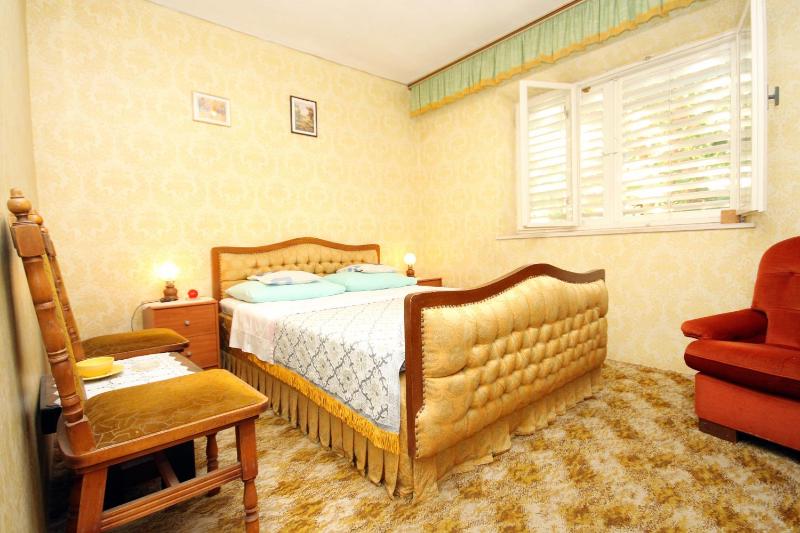 Two-Bedroom Apartment with Terrace and Sea View image 1