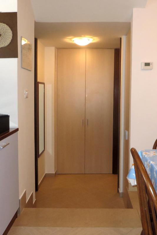 One-Bedroom Apartment with Terrace and Sea View image 2