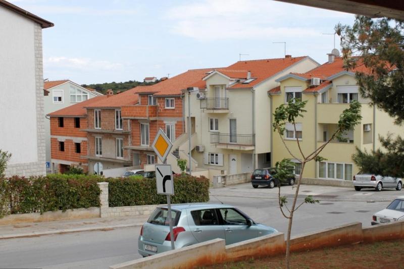 Two-Bedroom Apartment with Terrace image 3