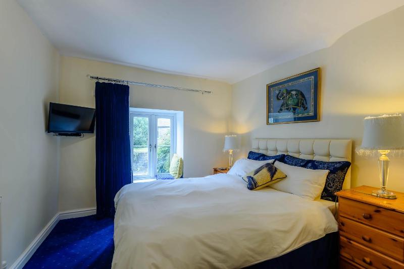 Double Room image 1