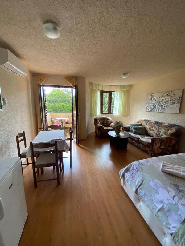 Apartmani Rina - image 17