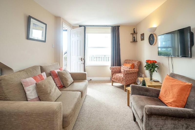 The Haven at Coastguard Court - Aldeburgh Coastal Cottages - image 1