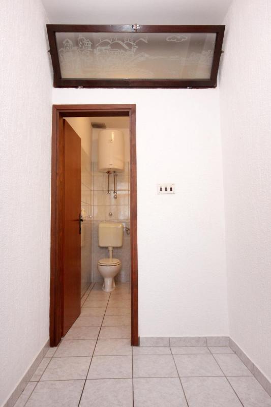 Two-Bedroom Apartment with Terrace and Sea View image 2
