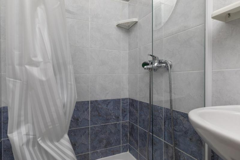 Apartments with parking space Sumpetar Omis - 9436 - image 4