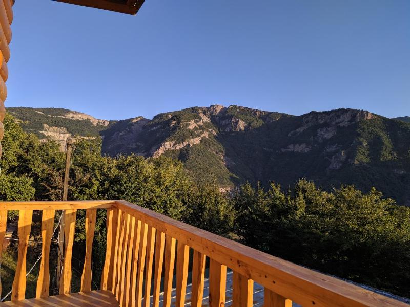 Triple Room with Mountain View image 3