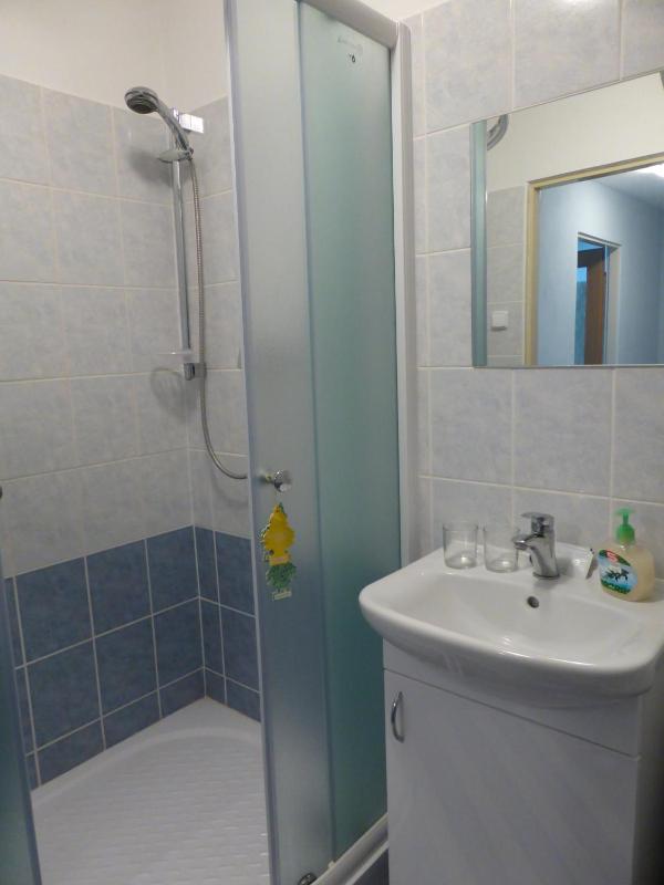 Standard Twin Room image 2