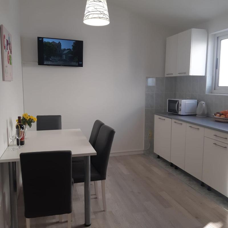 Apartment Igrane 10033a - image 12