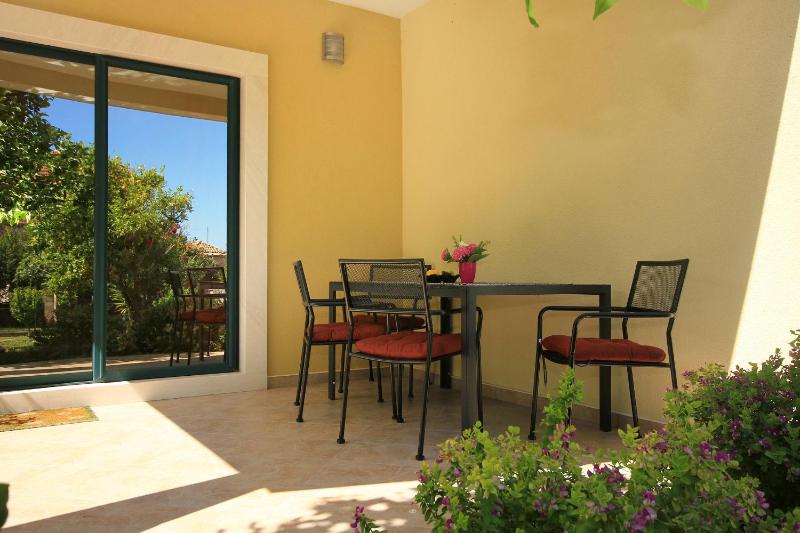 Two-Bedroom Apartment with Terrace image 4