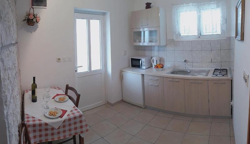 Apartments by the sea Korcula - 10042 - image 7
