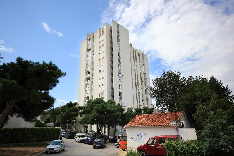 Holiday apartments Split - 10315 - image 1
