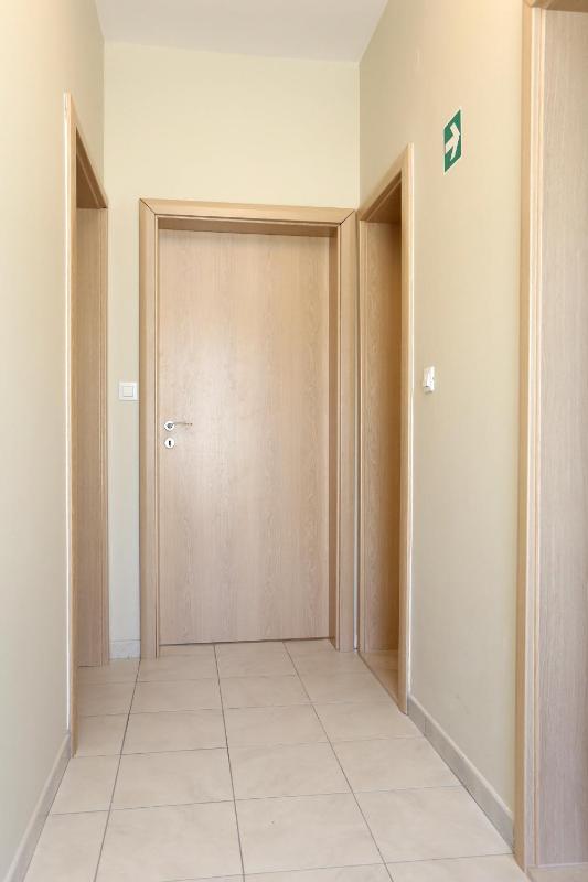 Apartments with parking space Stanici Omis - 10324 - image 2