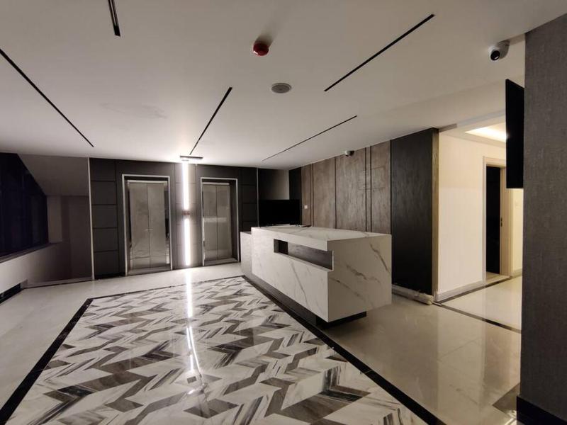 m2(41) luxury room royal view near all services - image 4