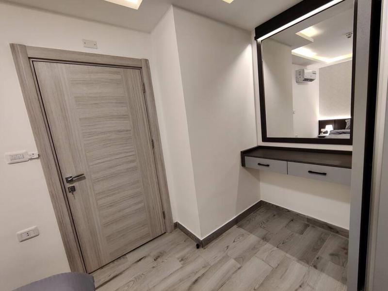 m2(41) luxury room royal view near all services - image 14