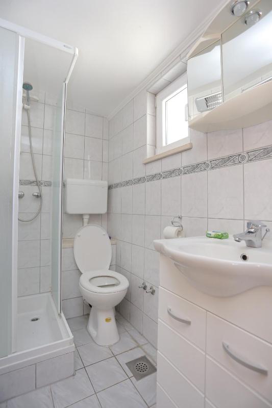 Apartments with parking space Makarska - 9506 - image 4