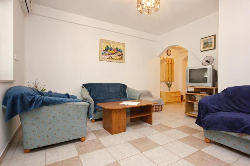 One-Bedroom Apartment with Terrace image 1