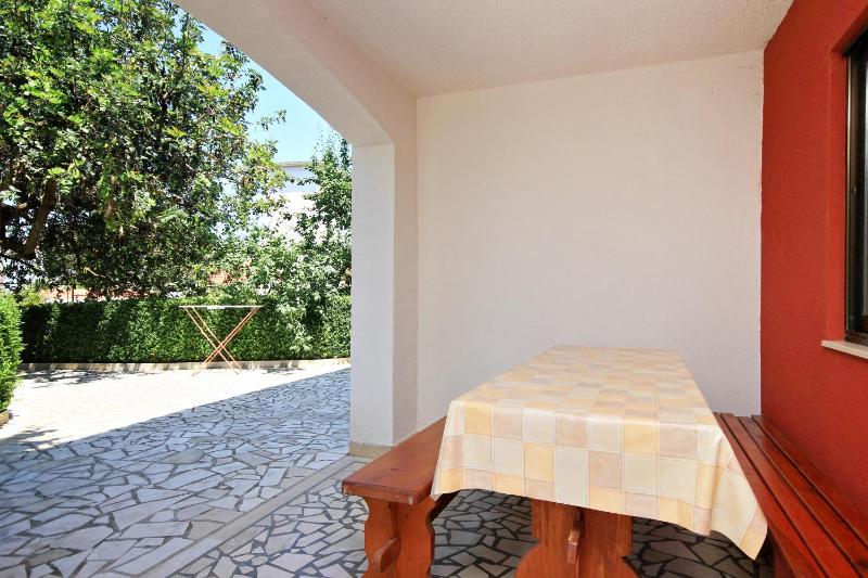 One-Bedroom Apartment with Terrace image 4