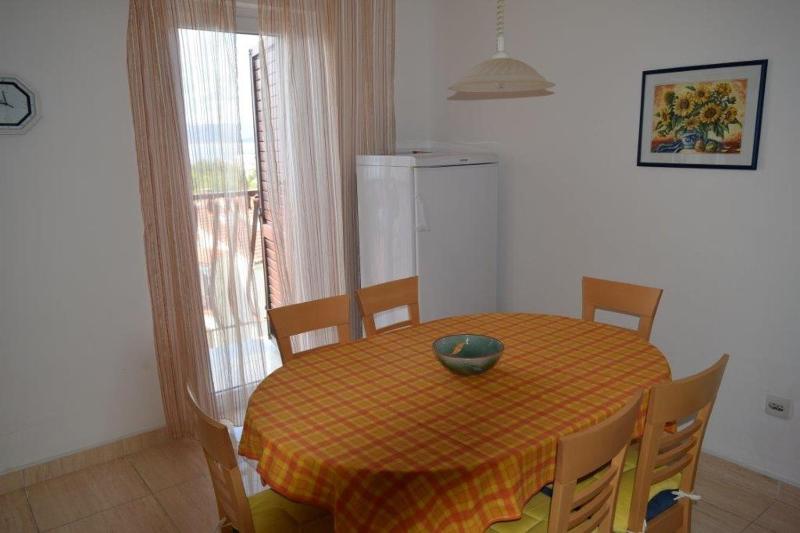 Two-Bedroom Apartment with Balcony and Sea View image 4