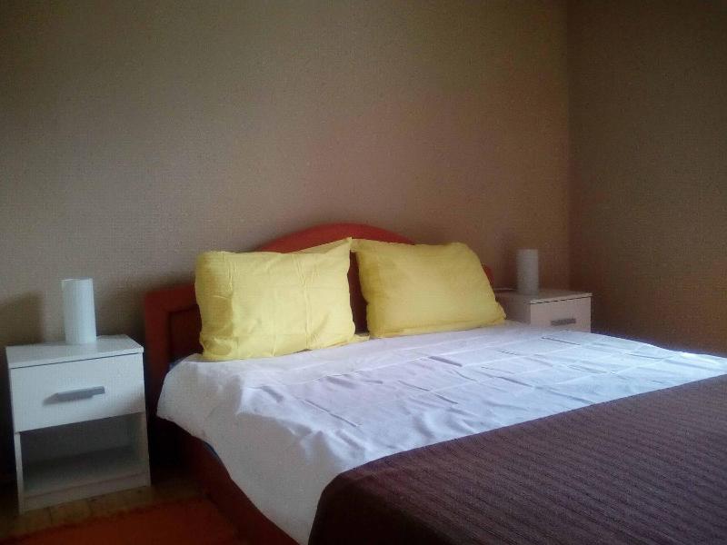 One-Bedroom Apartment with Balcony image 1