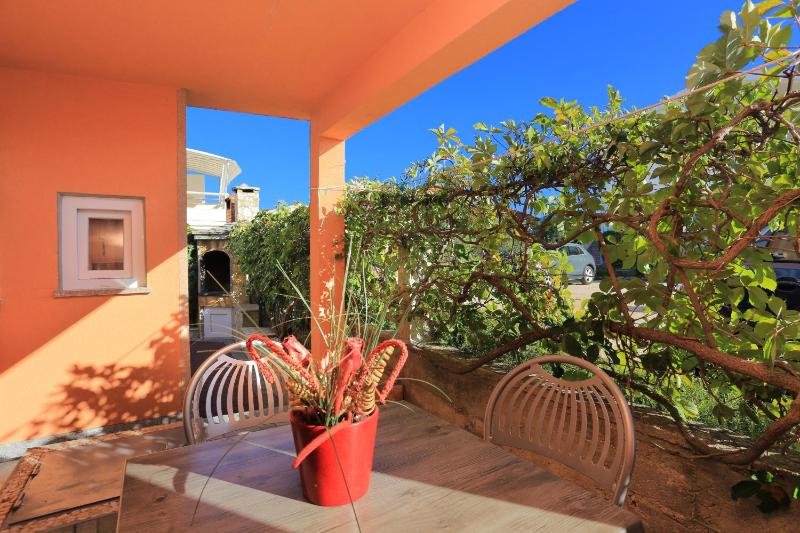 Three-Bedroom Apartment with Terrace image 3