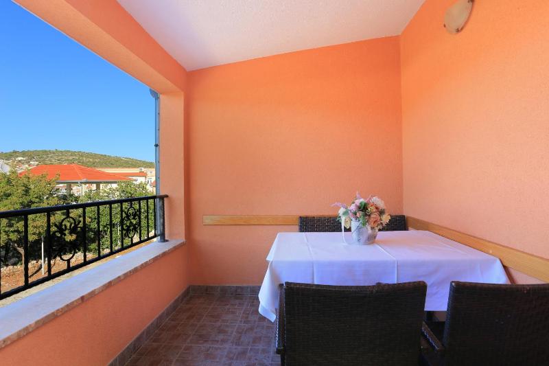 Two-Bedroom Apartment with Terrace and Sea View image 4