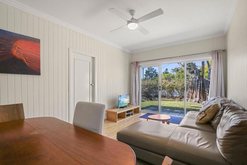 Henzell Street 28 Dicky Beach - image 4