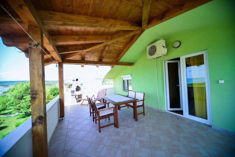 Two-Bedroom Apartment with Terrace and Sea View image 3