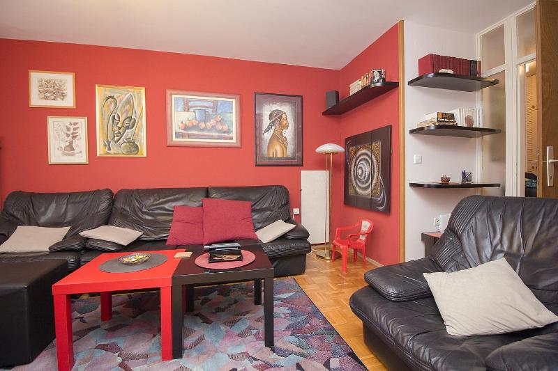 Two-Bedroom Apartment with Balcony and Sea View image 1