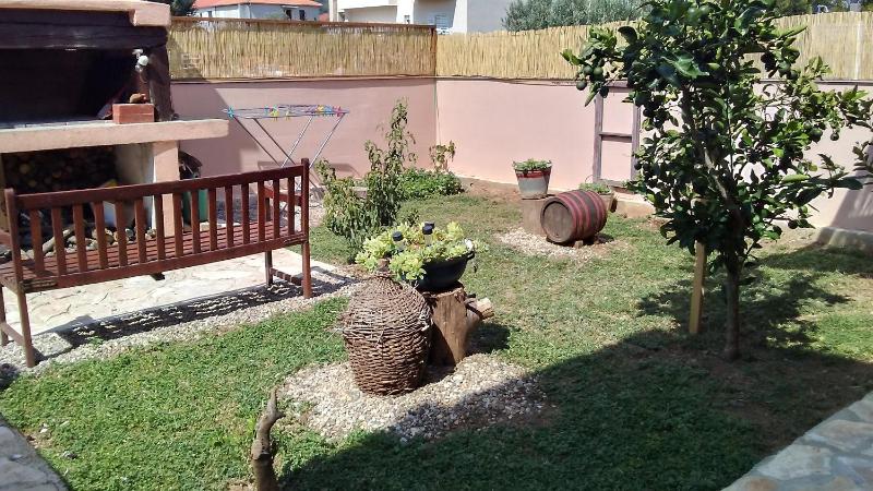 One-Bedroom Apartment with Terrace image 2