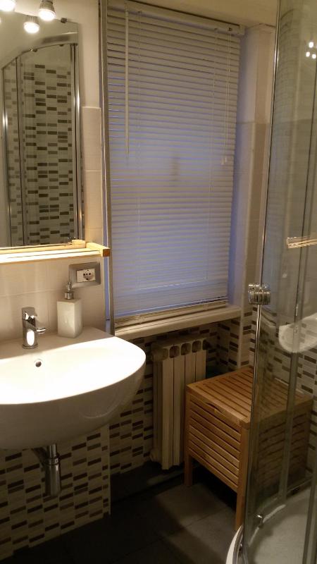 Double Room with Private External Bathroom image 1