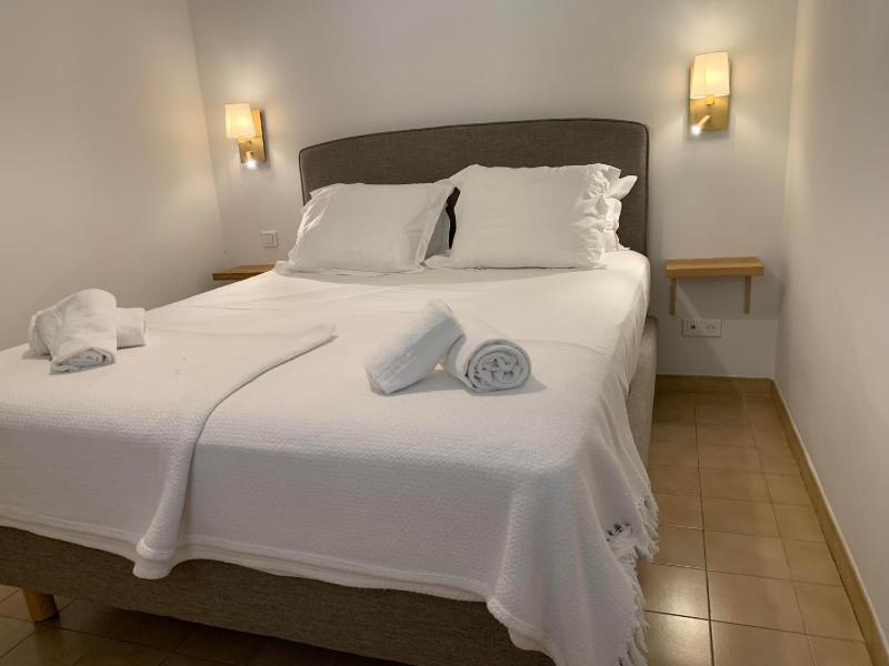 One-Bedroom House image 4