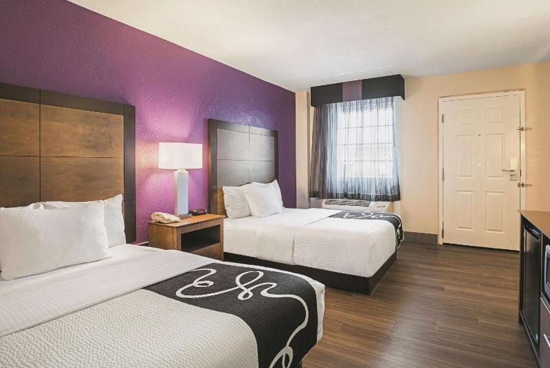 Wingate by Wyndham Galveston Beachfront at the Seawall - image 38