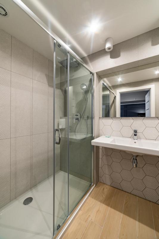 Apartment image 3