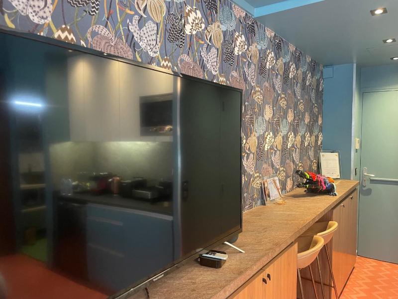 Eiffel Suite Junior image 3